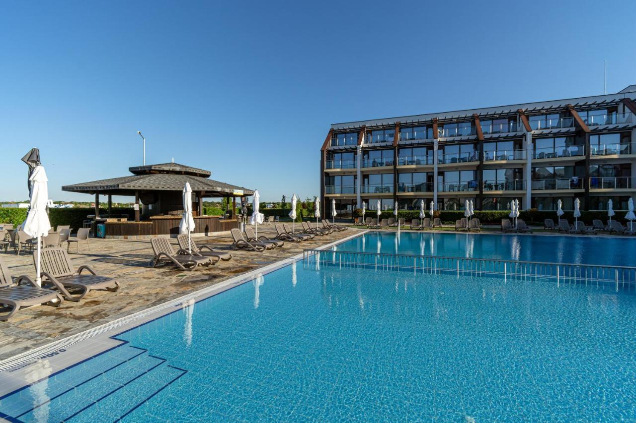 Topola Skies Resort & Aquapark Kavarna Exterior photo